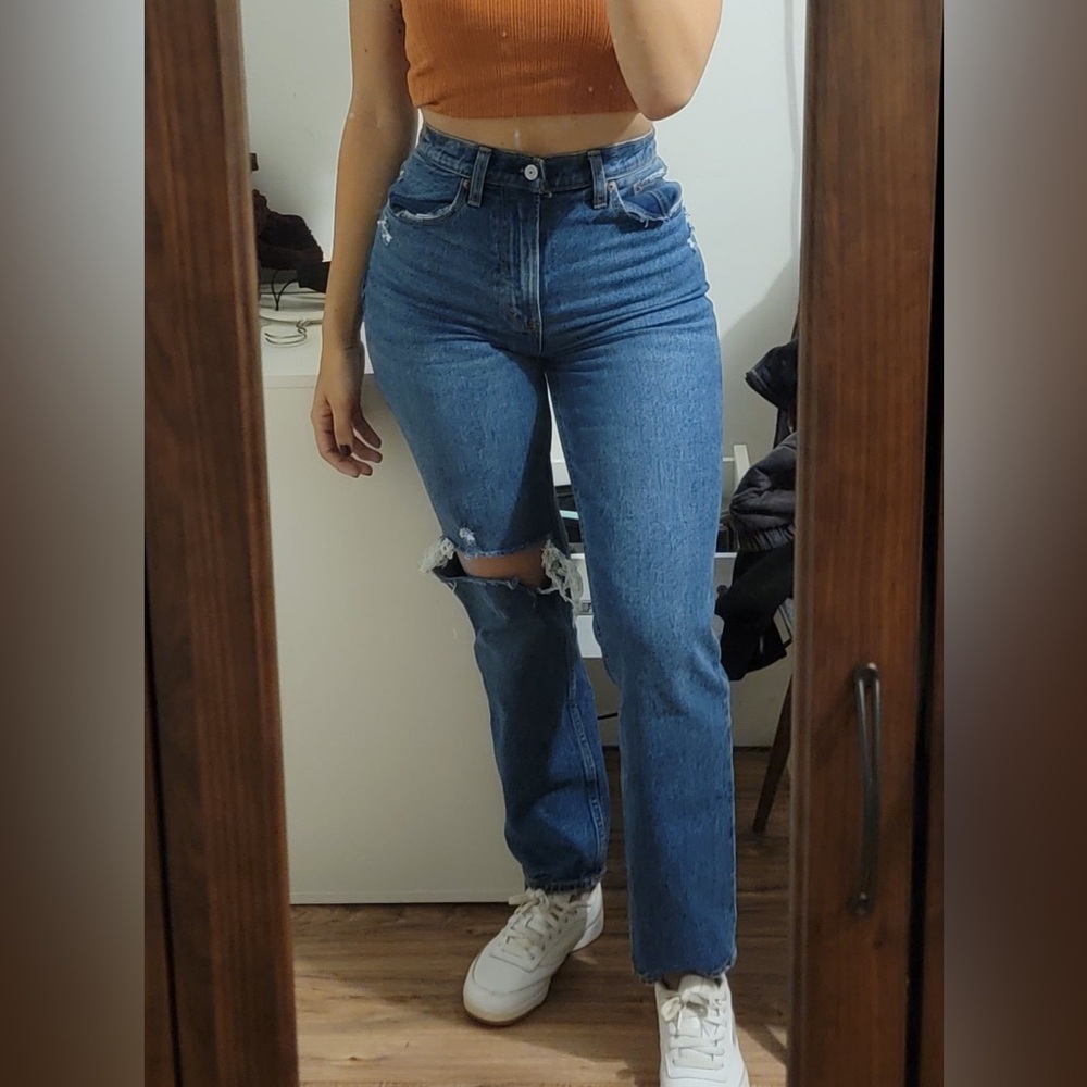 Abercrombie & Fitch 90’s Straight Ultra High Rise Jeans 26s